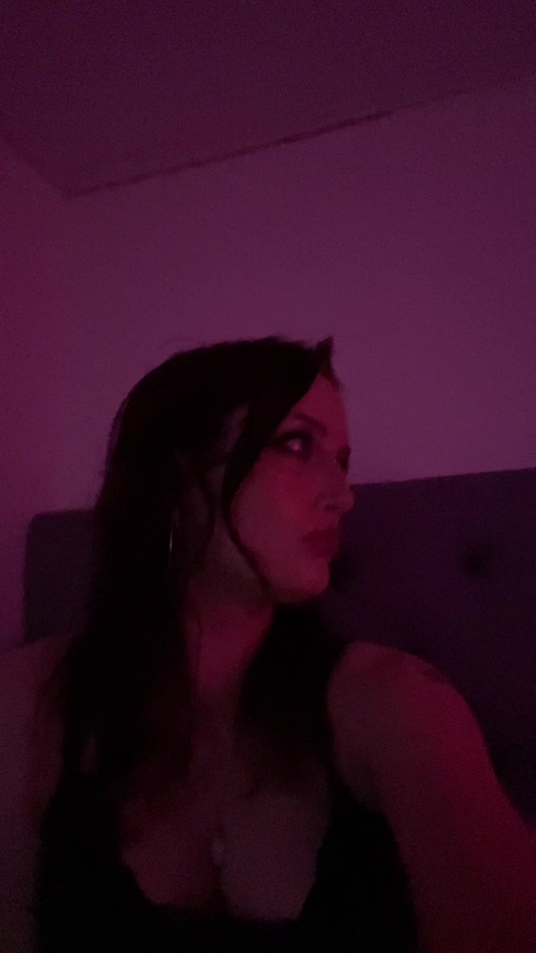 @e