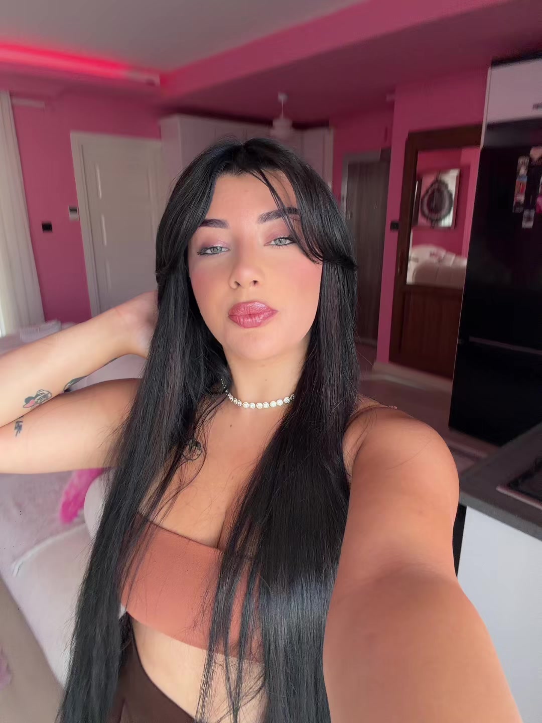 @GÖZDE AKGÜN