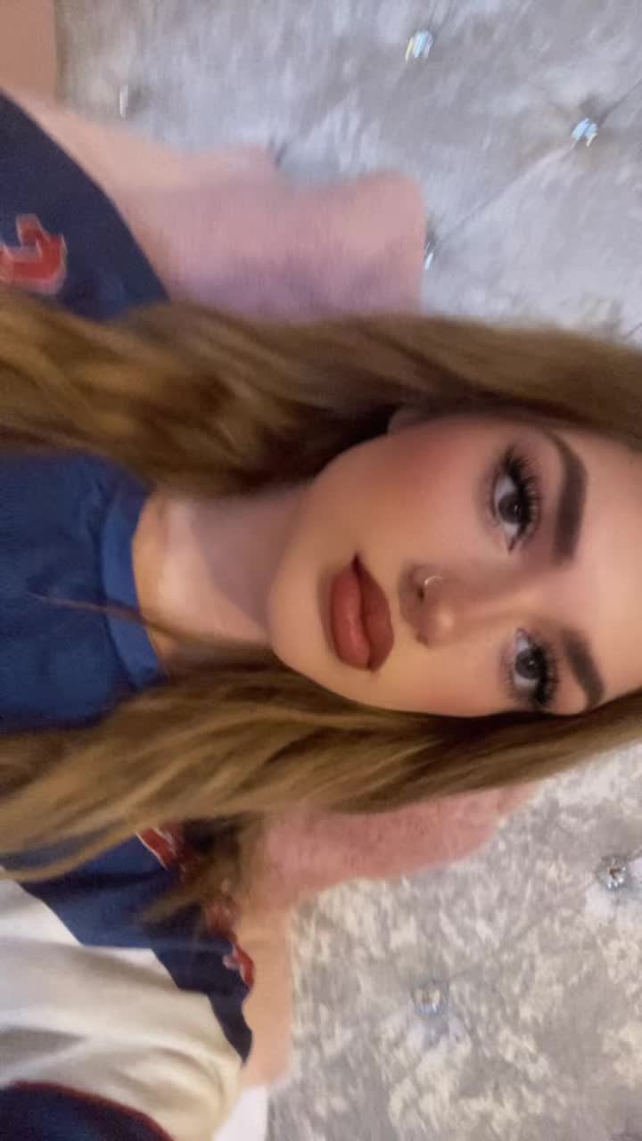 @Phoebs