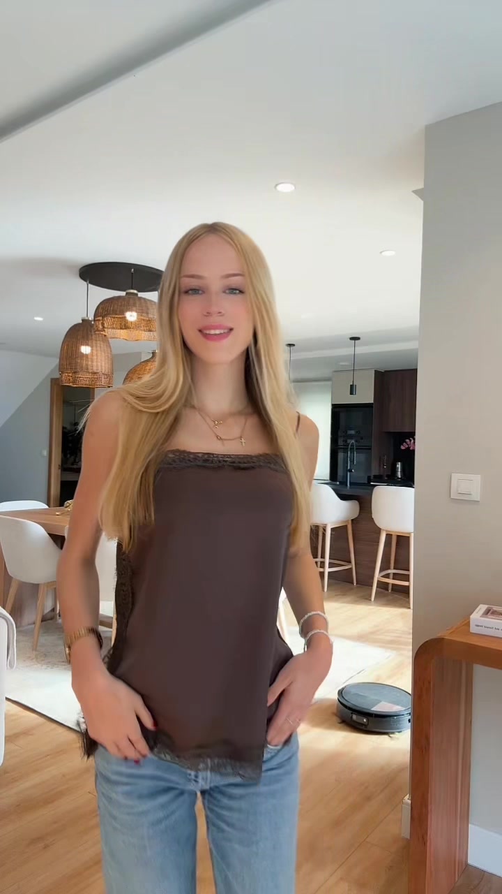 @adriana