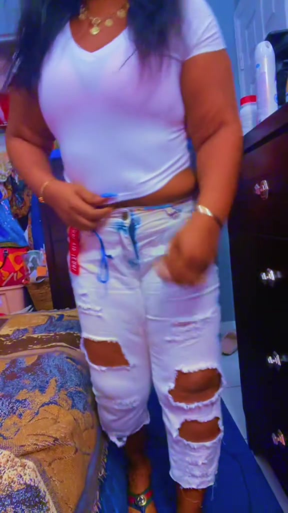 @Larenejasmine