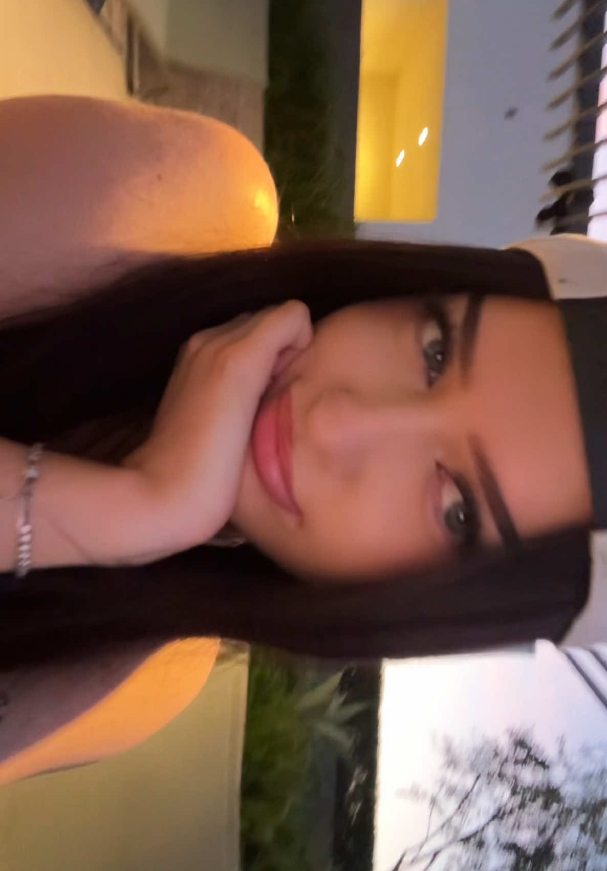 @lily