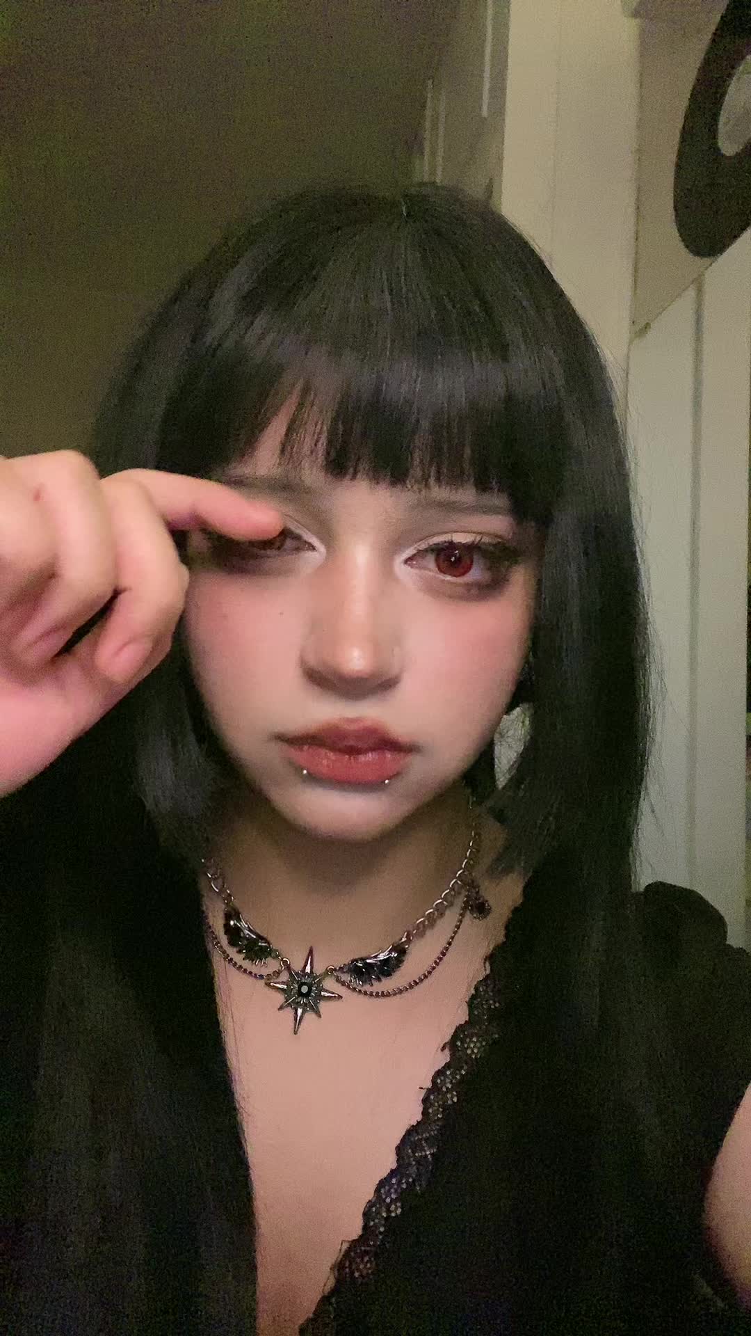 @Ivyy