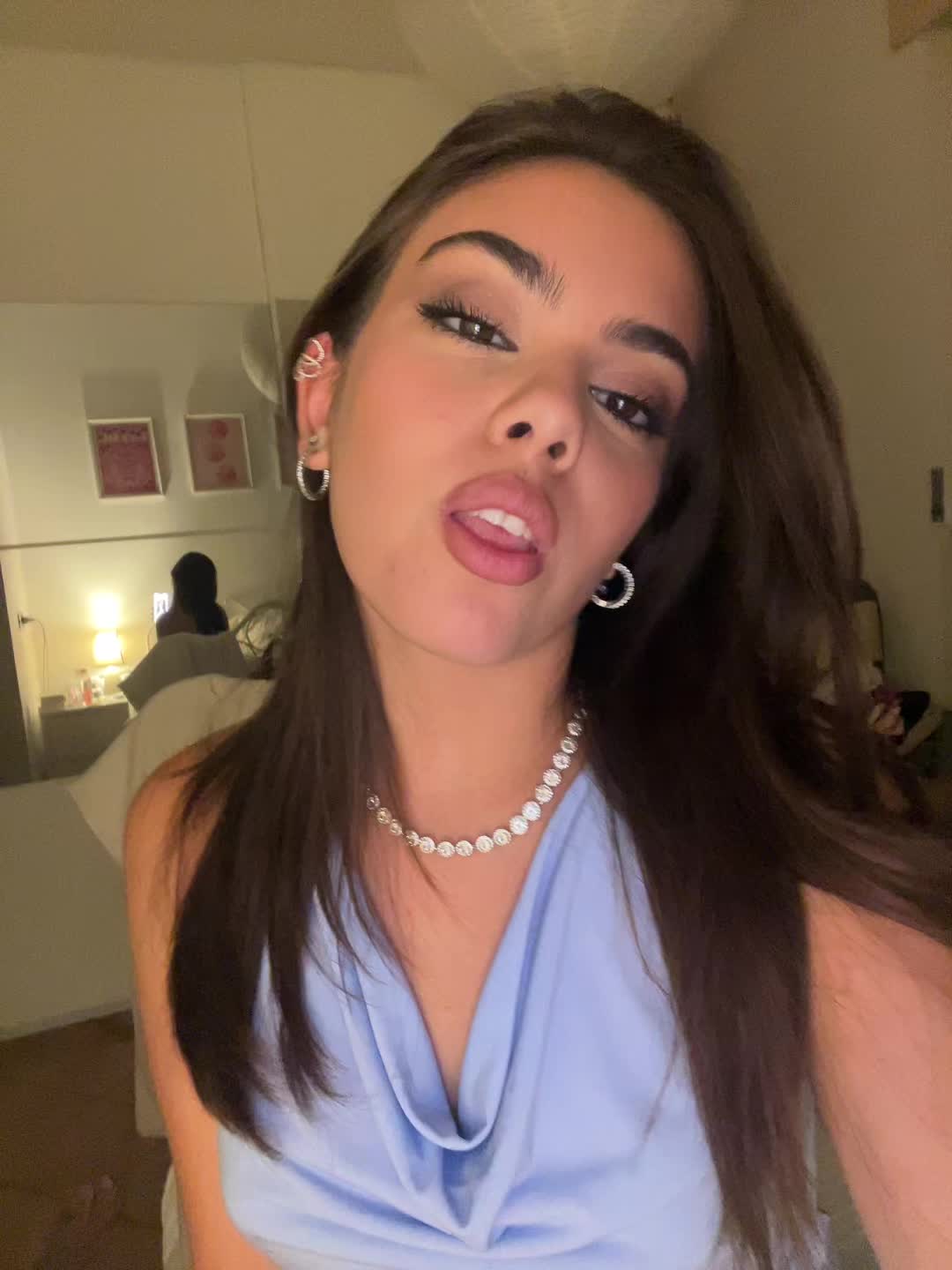 @giú