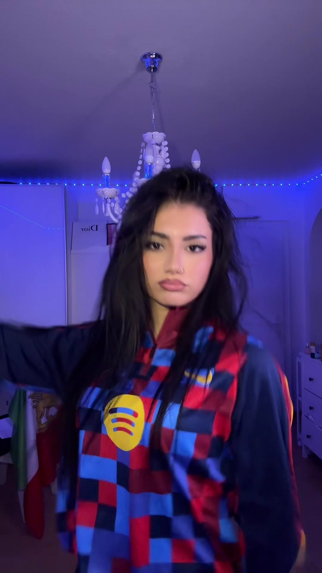 @𝐍𝐢𝐮𝐬𝐡𝐚