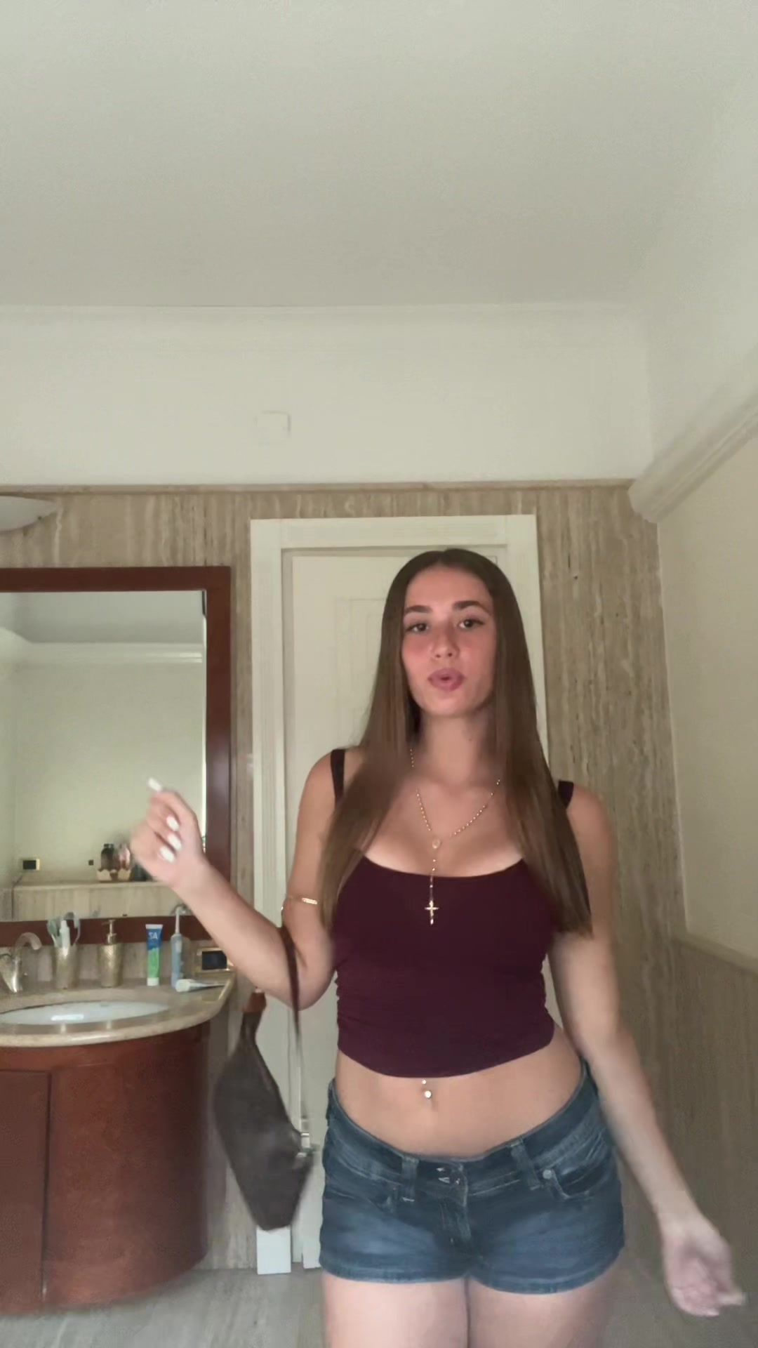 @🕷️
