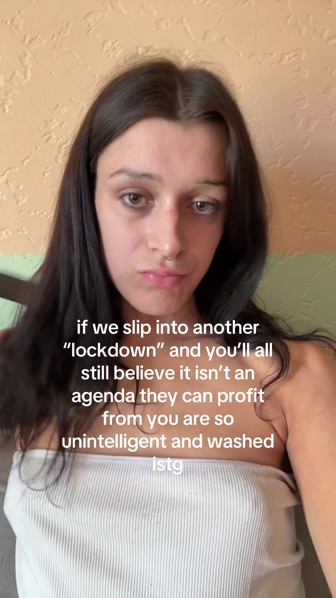 @￼