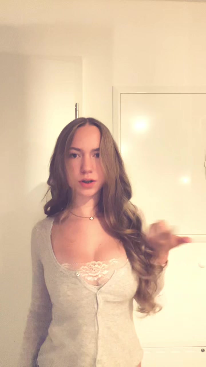 @Helena✨