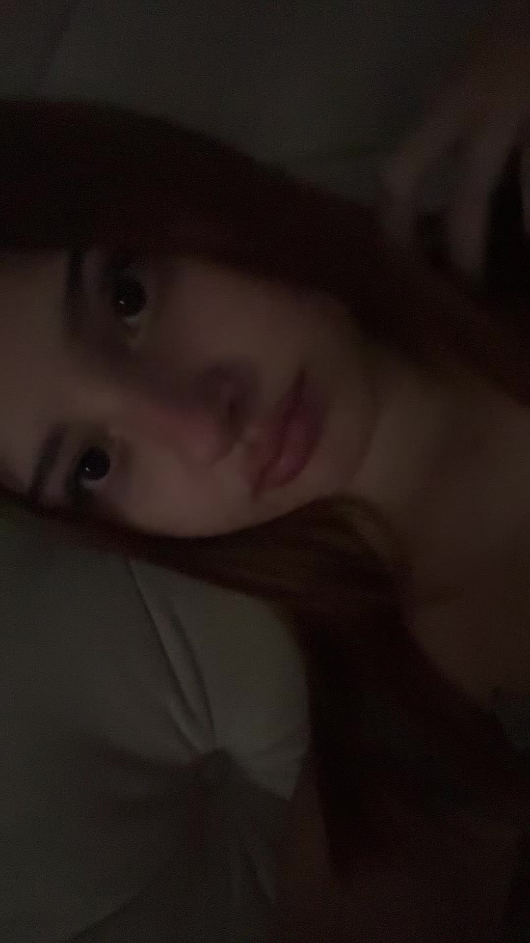 @Leona