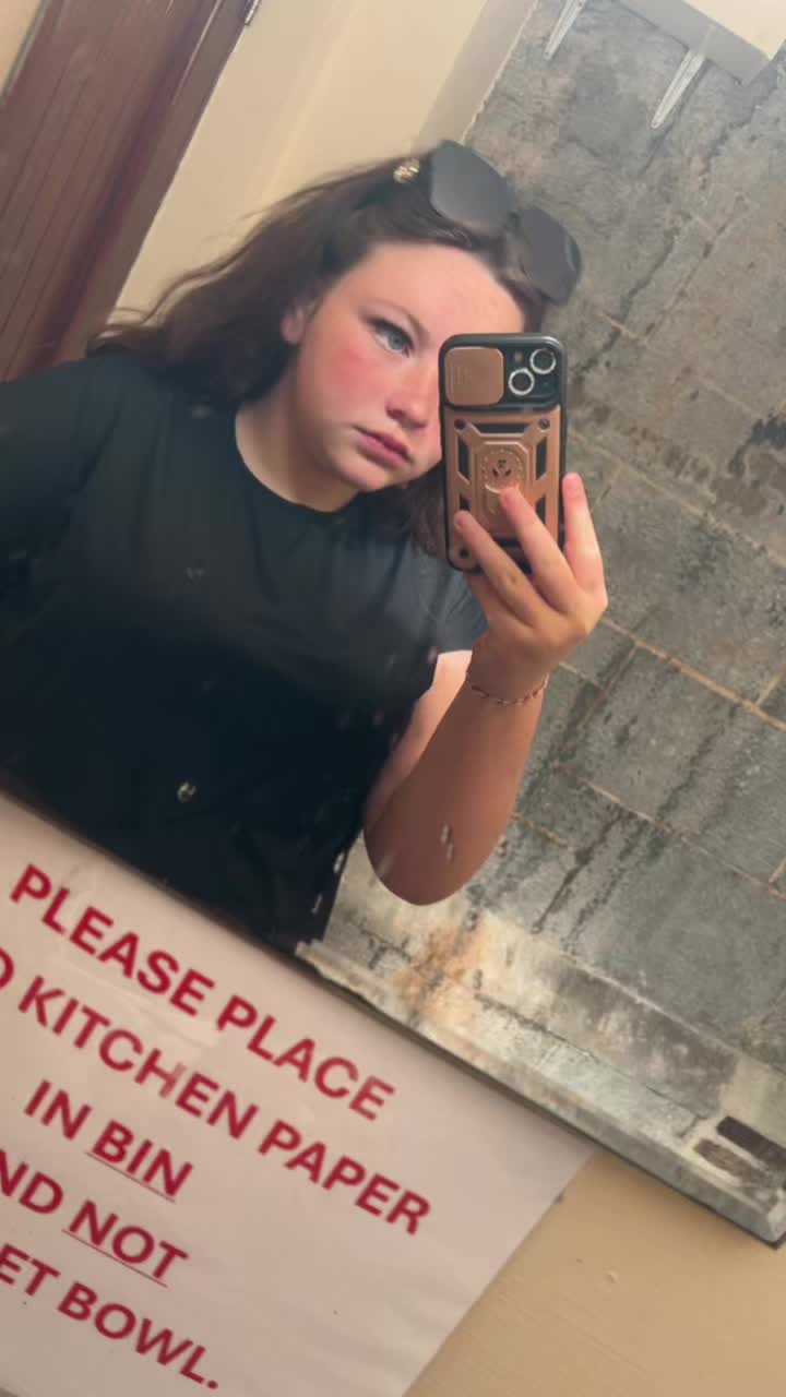 @N~M⚜️🤍