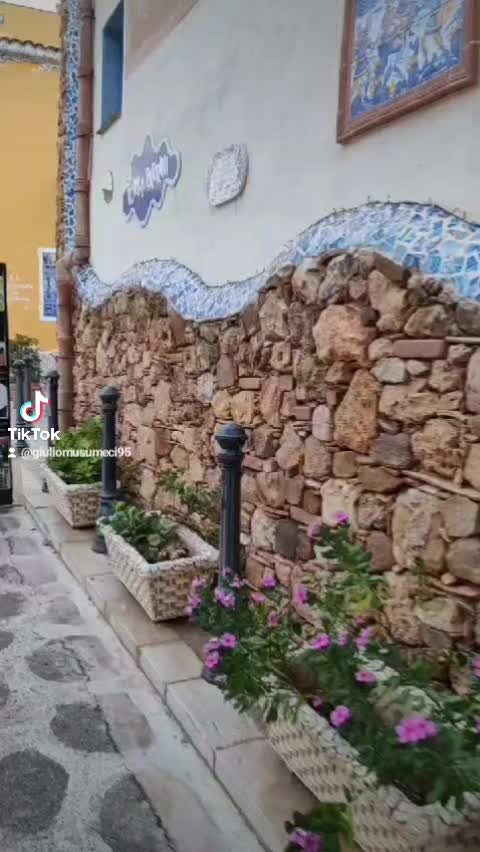 @Giulio musumeci