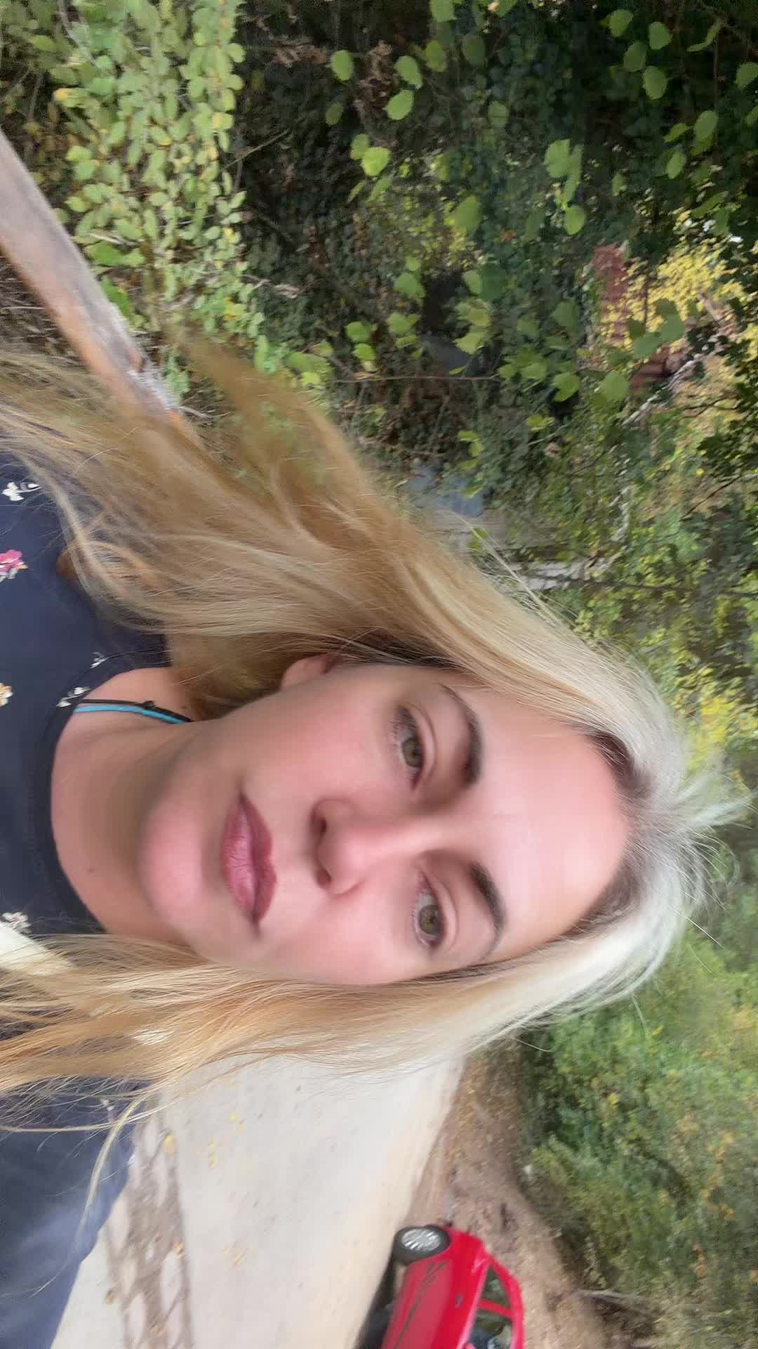 @Lara ❤️🖤❤️🍀