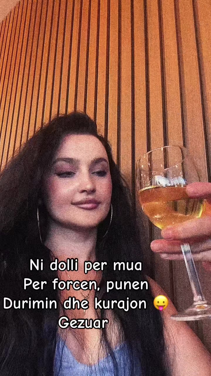 @anxhelinasufaj