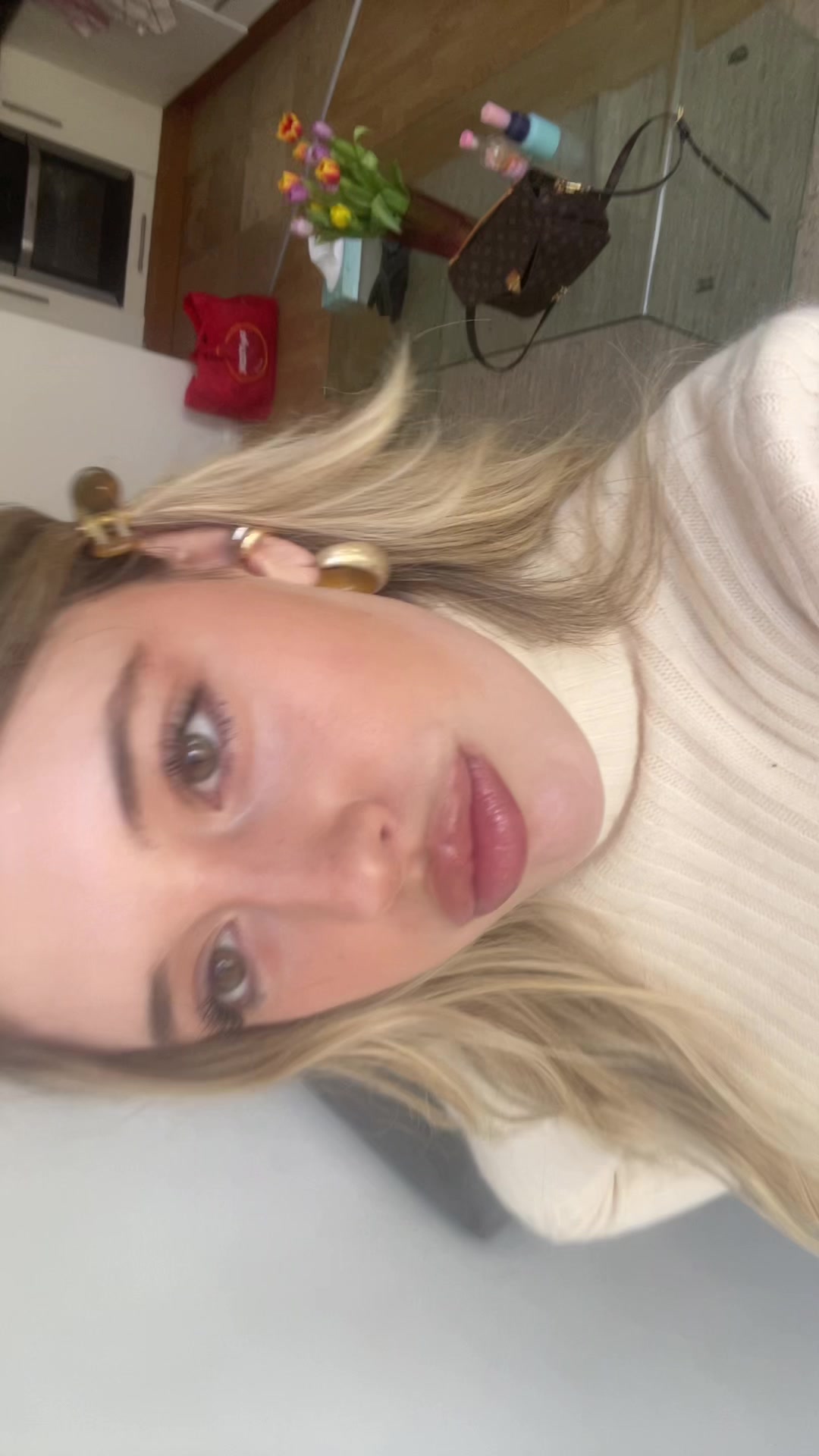 @Gi