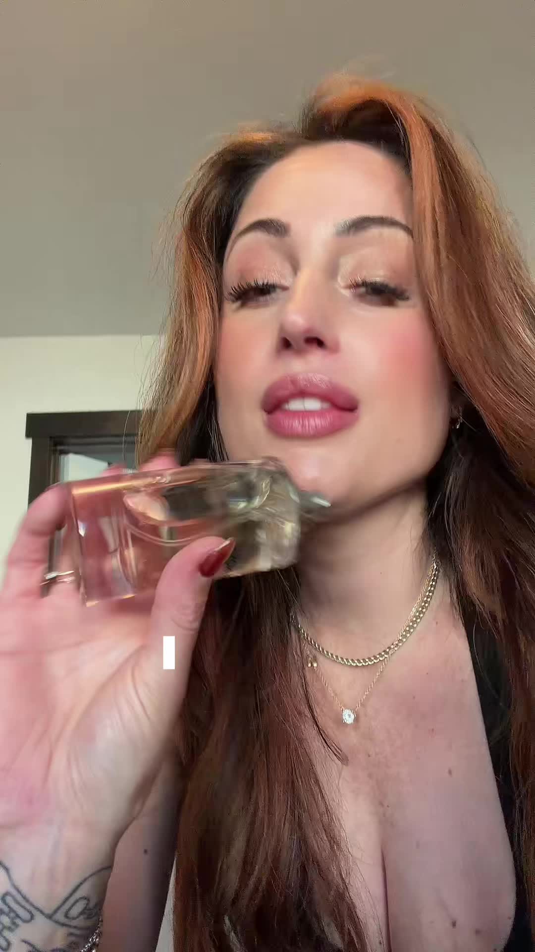 @nikkhenry