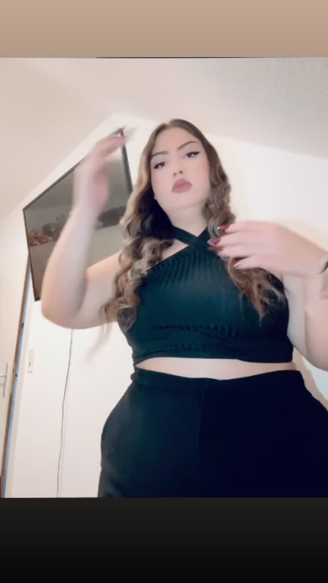 @𝐂 𝐄 𝐑 𝐄 𝐍