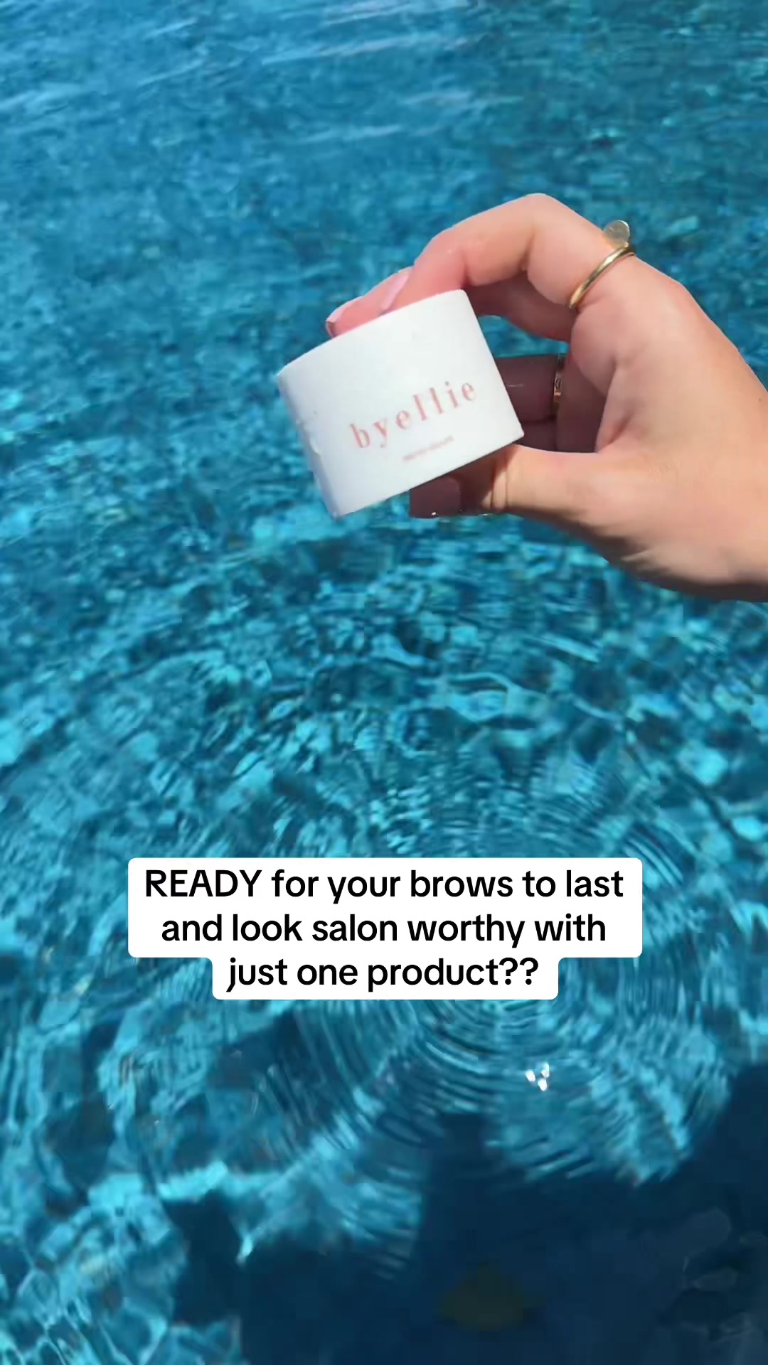 @byelliebeauty