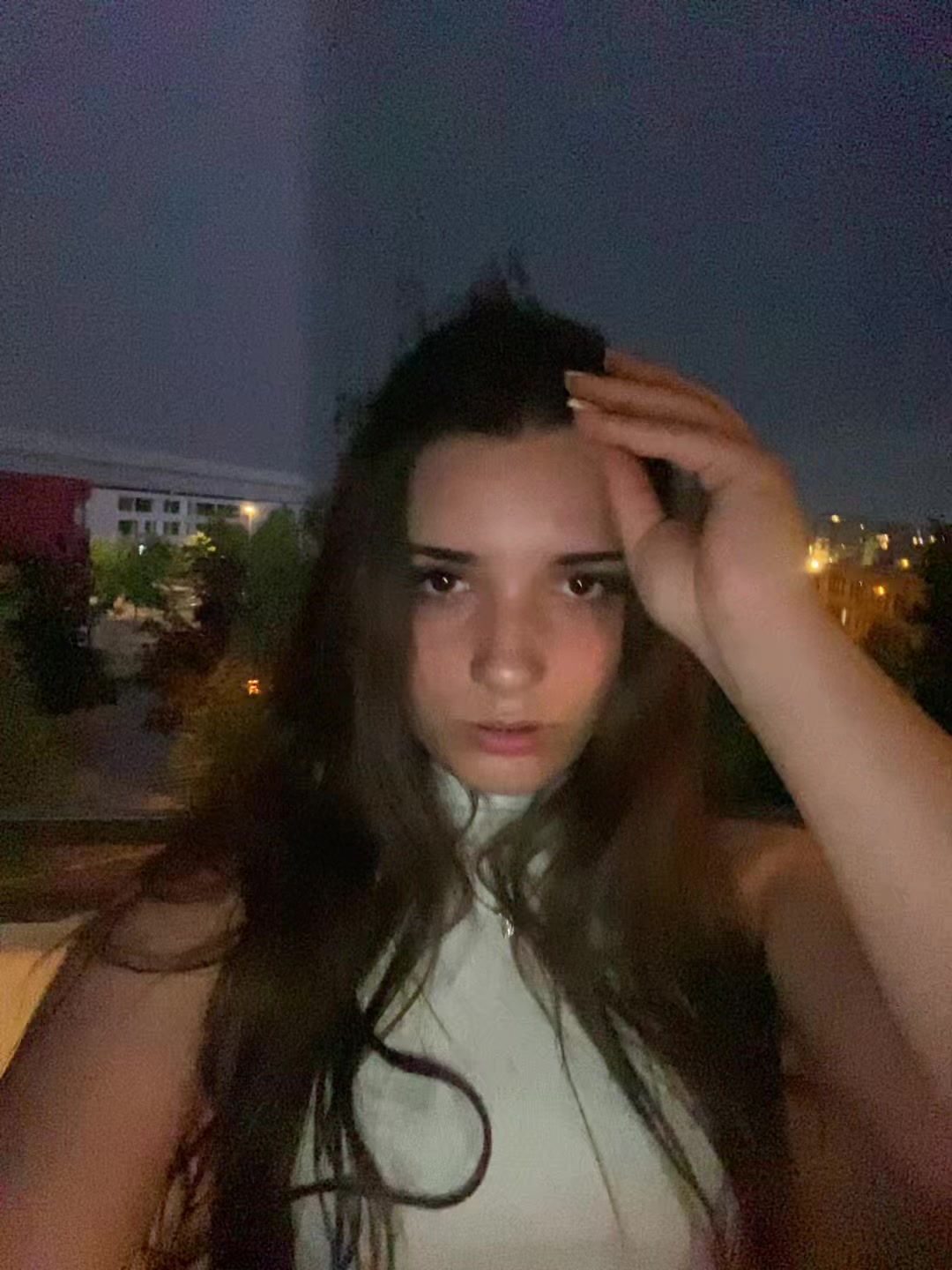 @𝐄 🤍