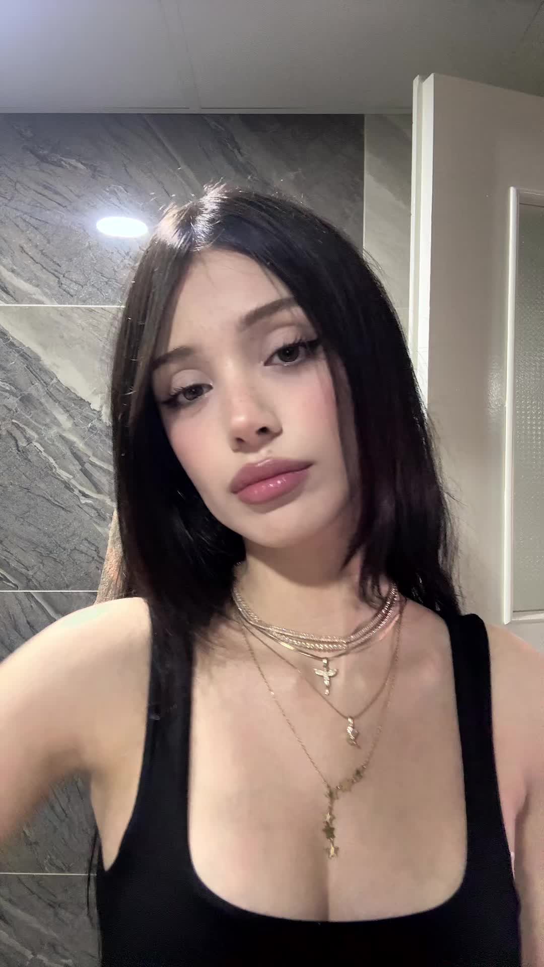 @Sena