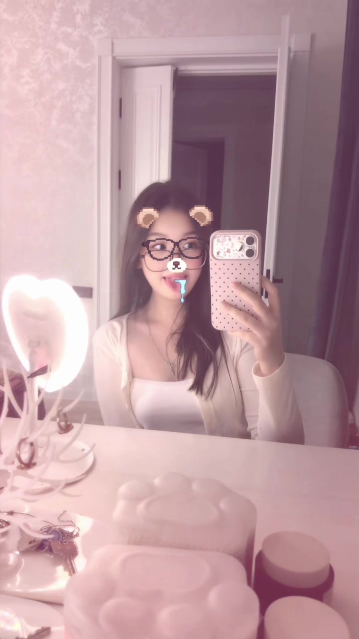 @зизи👩🏻🦳
