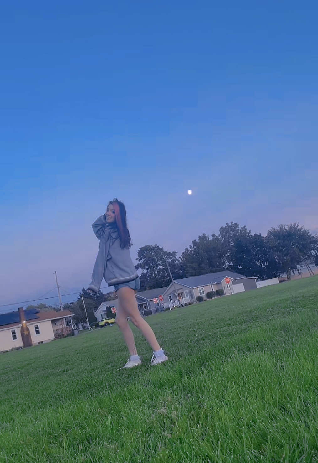 @Zoe Little 🤍ྀི🪽 ⋆✴︎˚｡⋆
