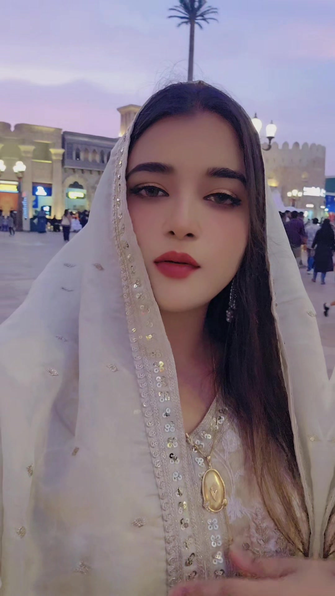 @Huma07