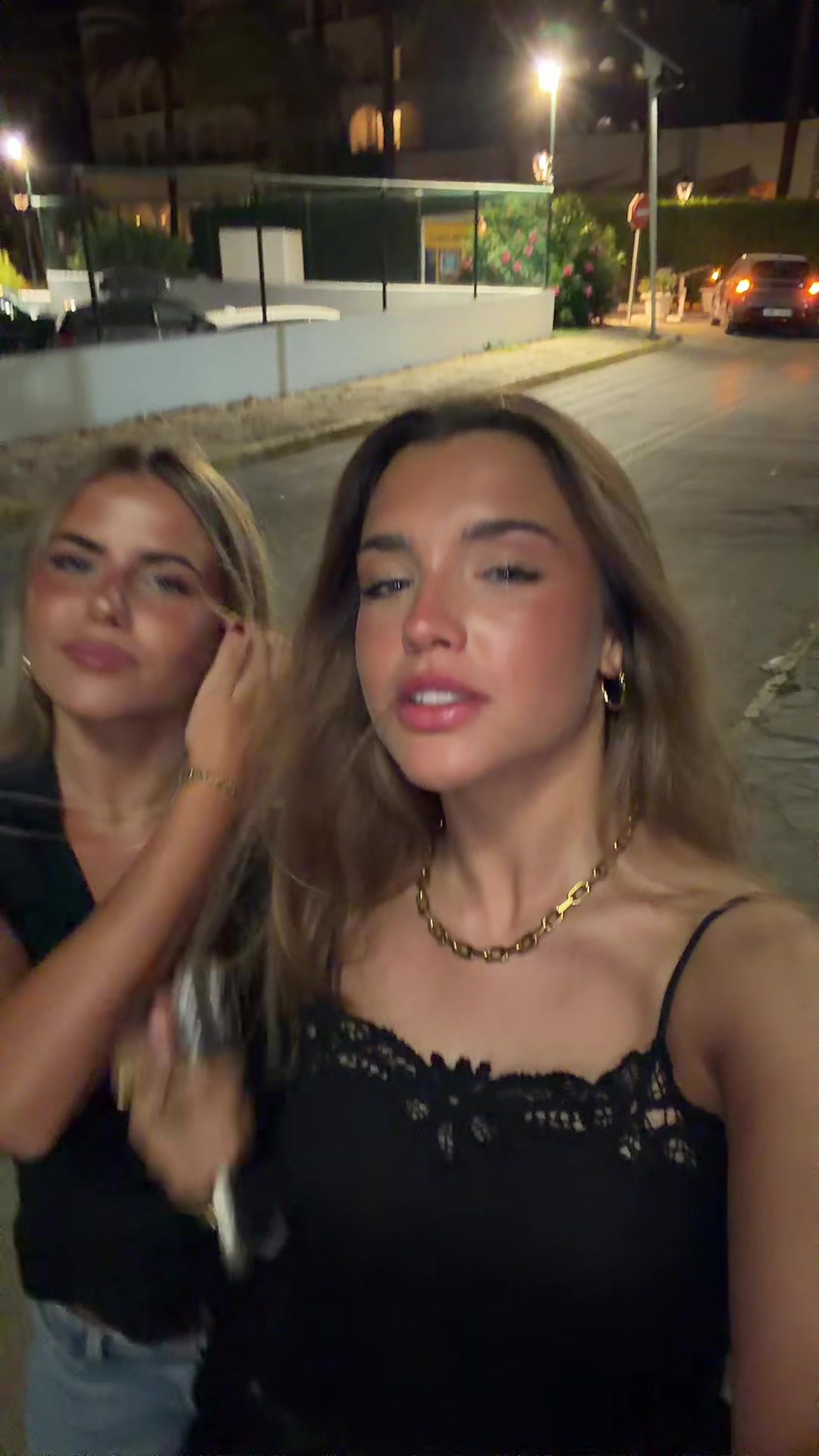 @Ali&ensp;Moreno