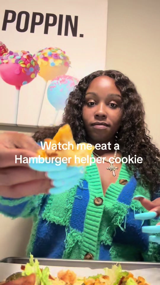 @Eatwithgoodiecookies