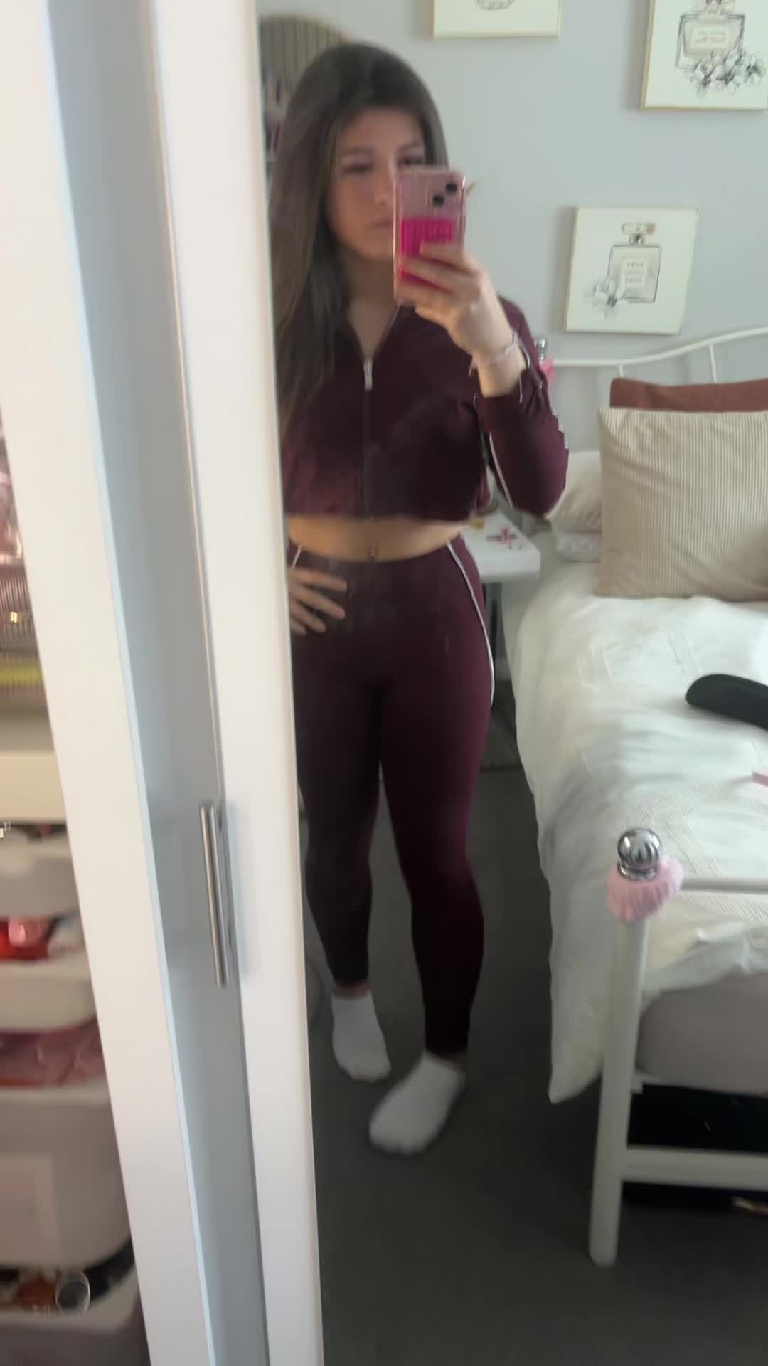 @𝐴𝑉𝐴~𝐿𝐸𝐸❤️