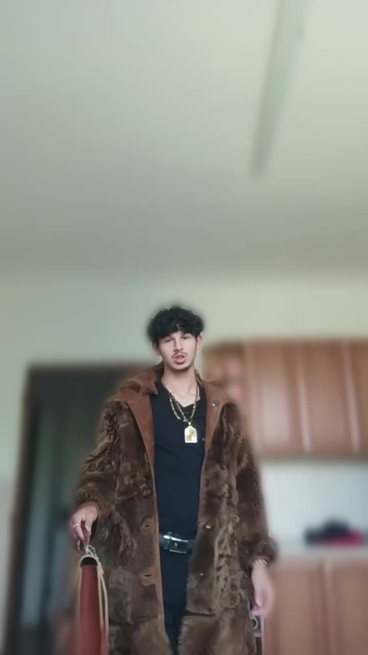 @Santiago_ Brand💥