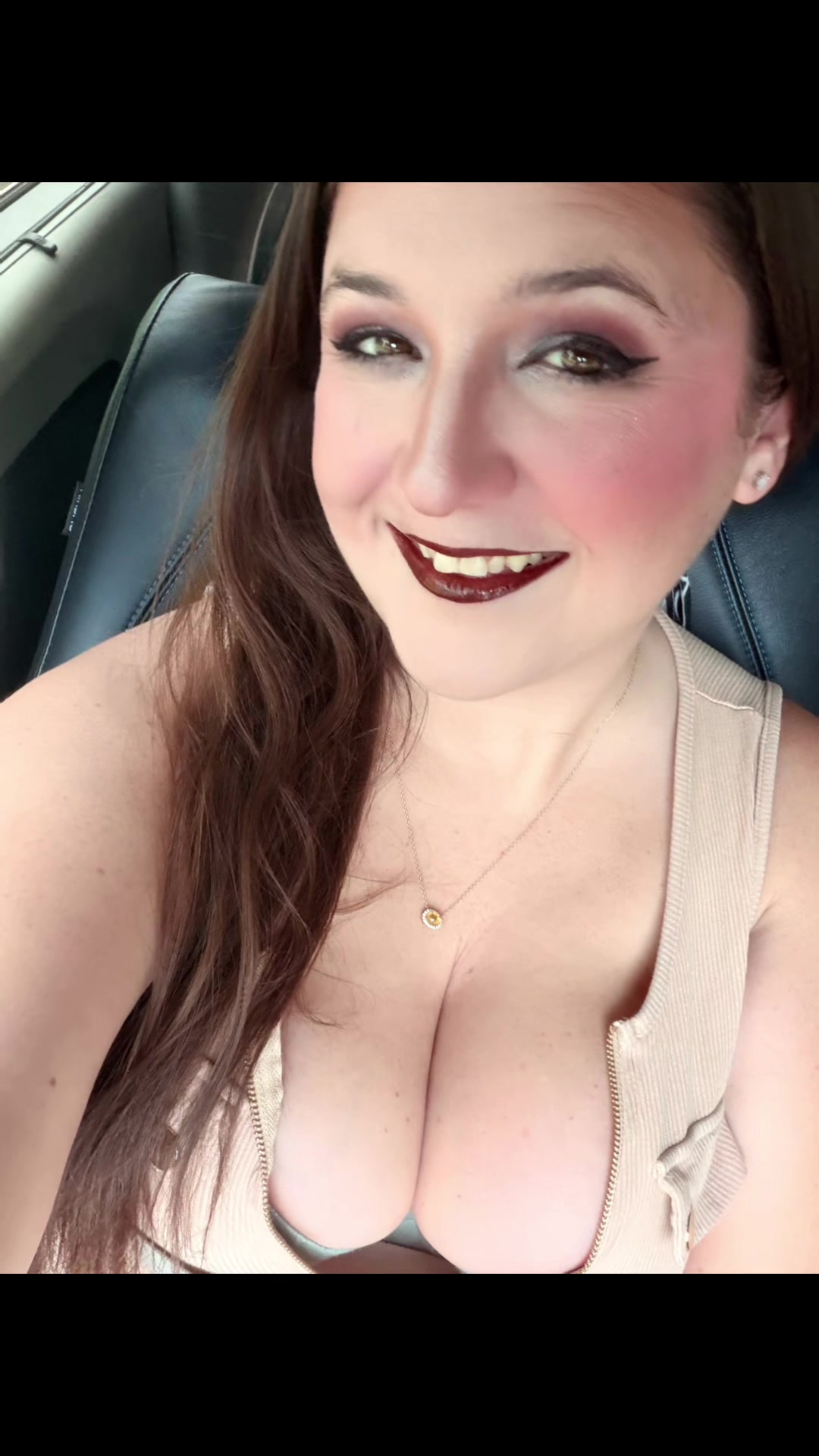 @dannikate15
