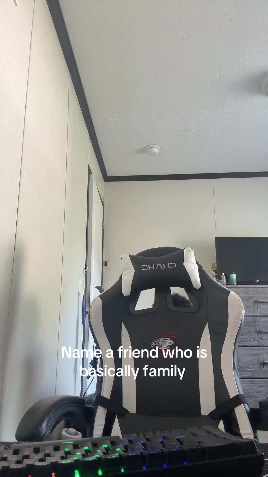 @JakwanLive