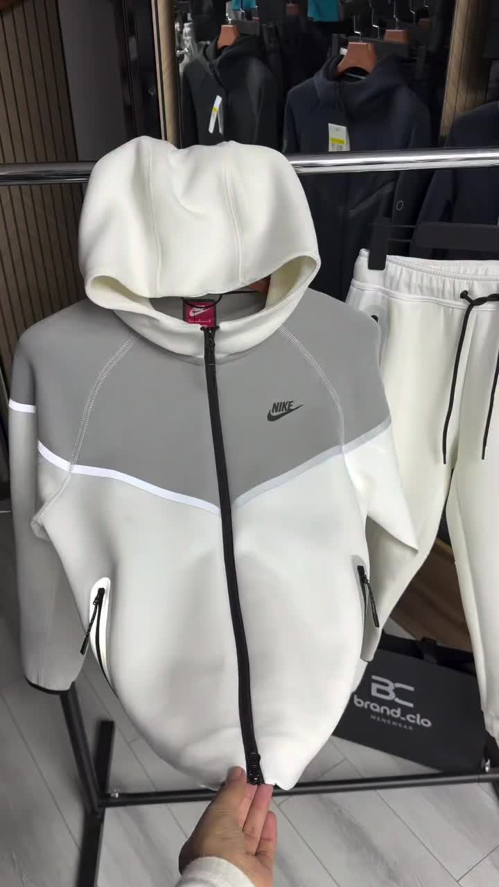 @Teuspure