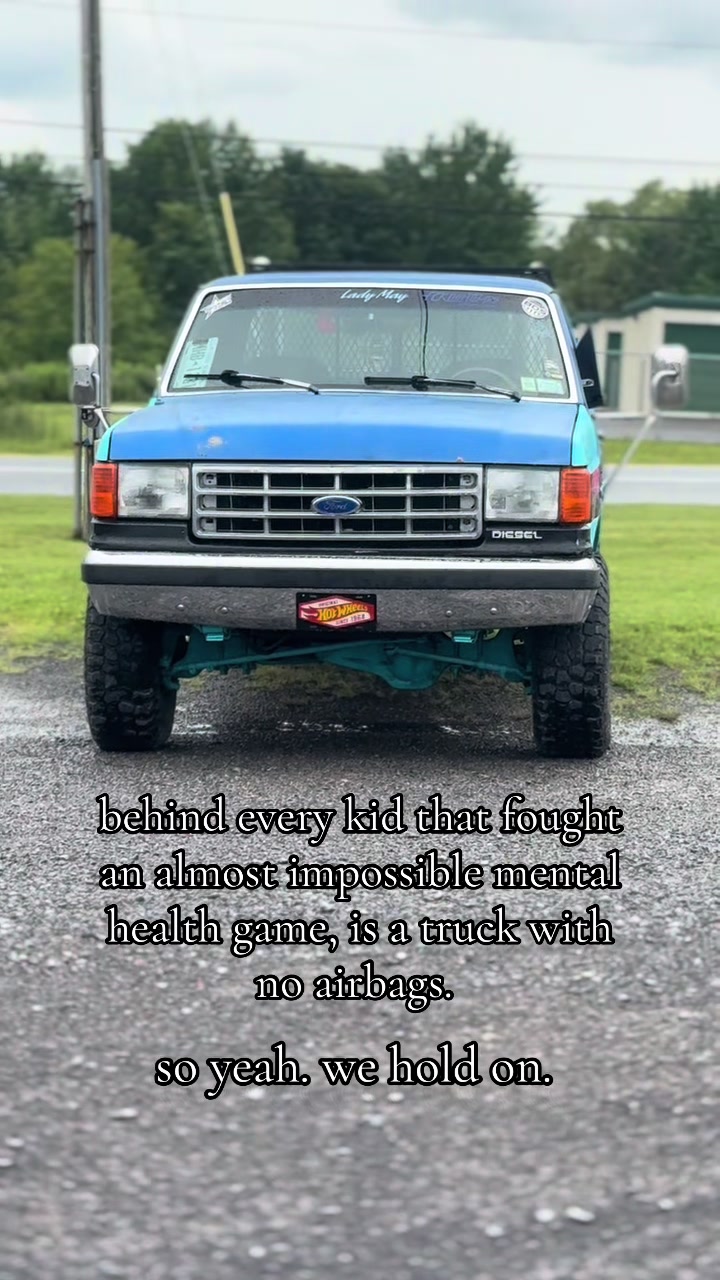 @𝒷𝓇𝒾𝒸𝓀𝓃𝑜𝓈𝑒 𝓂𝑜𝓂𝓂𝓎