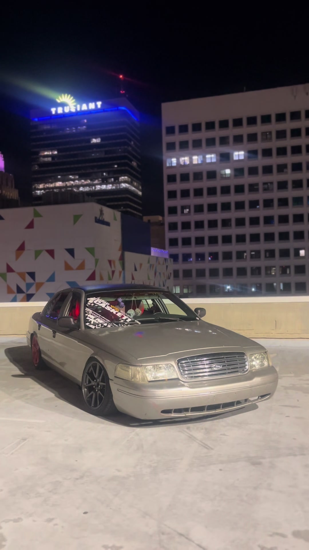 @One S(LOW) Vic