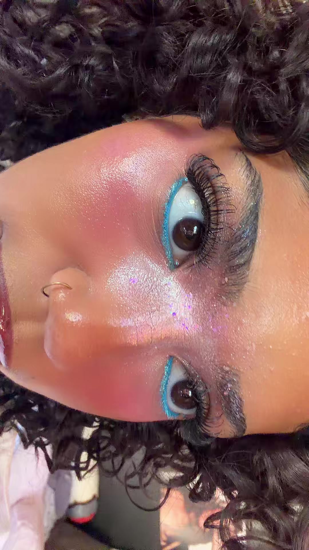 @julie👩🏽&zwj;🦱🫐⭐️🌈🫧