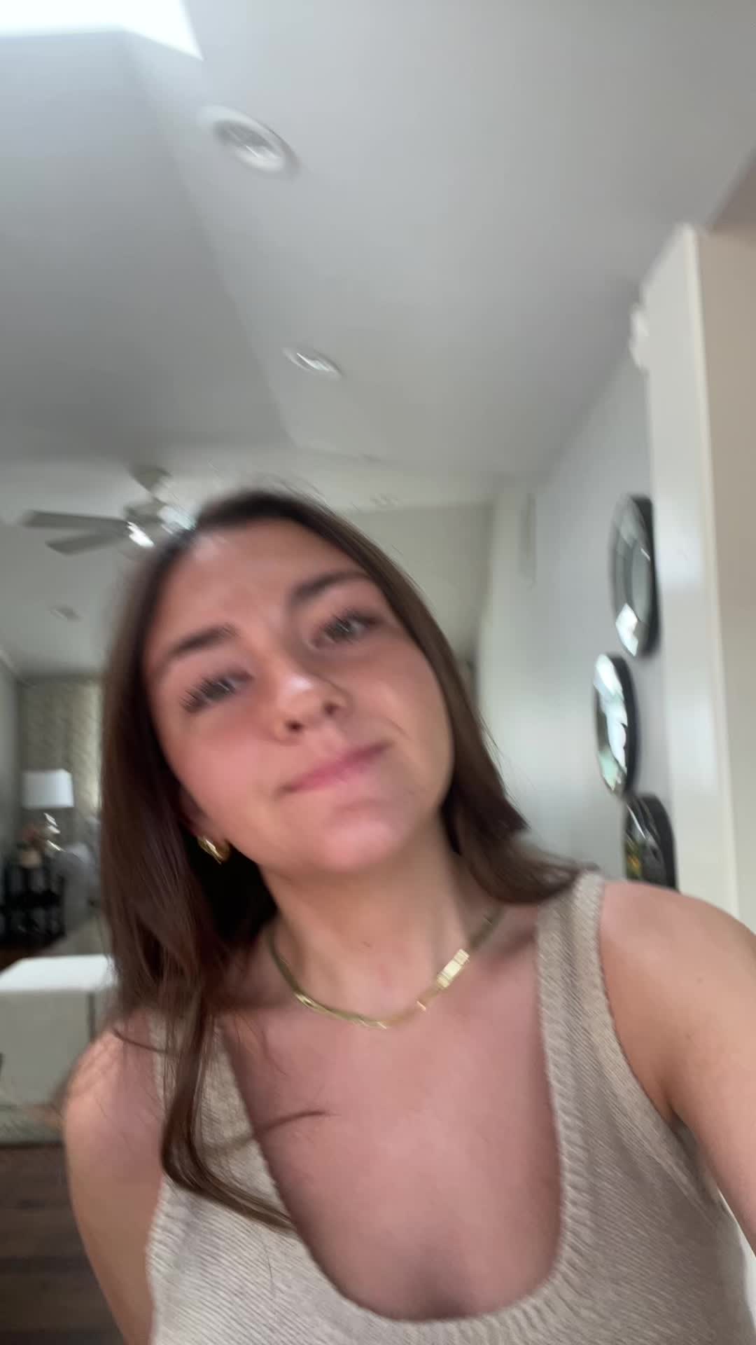 @chloe