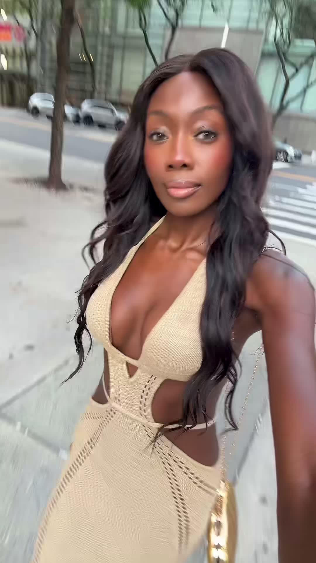@Sad&eacute;