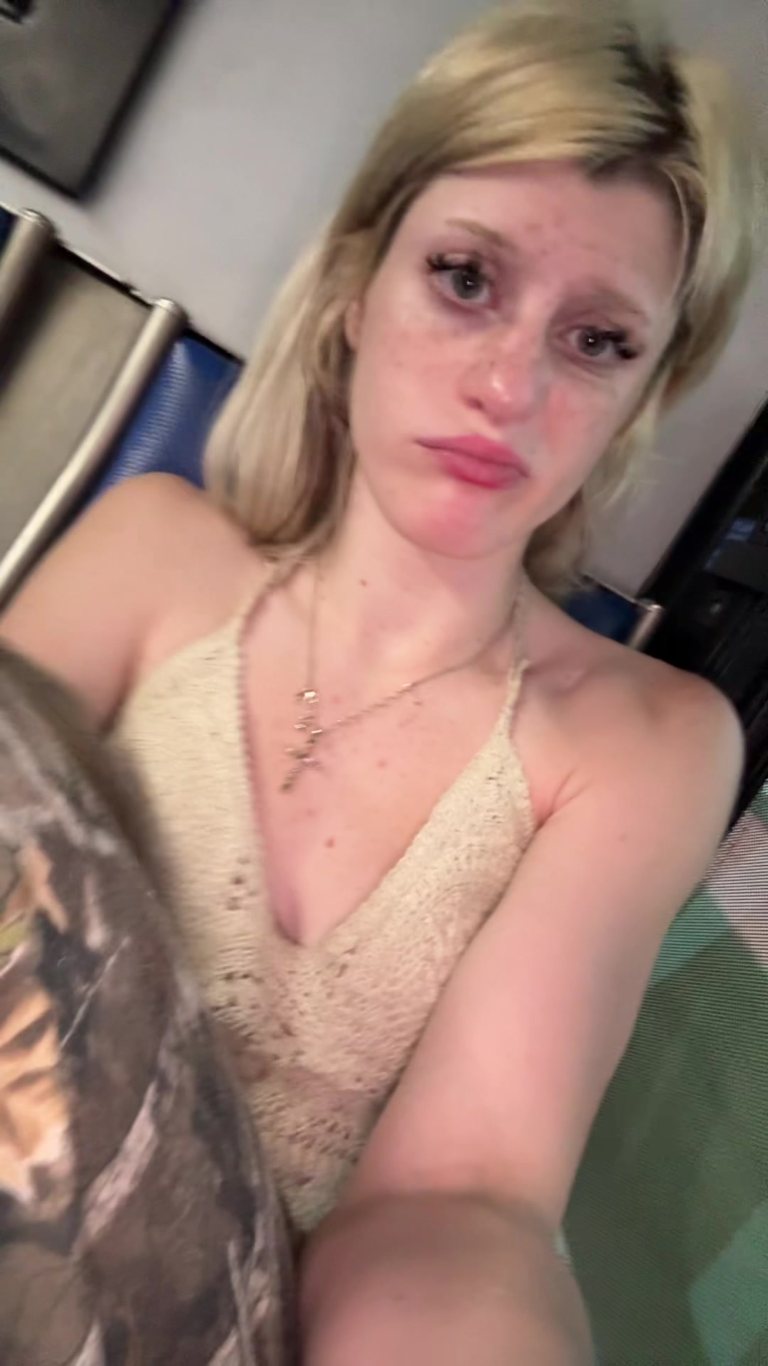 @junk13.gf