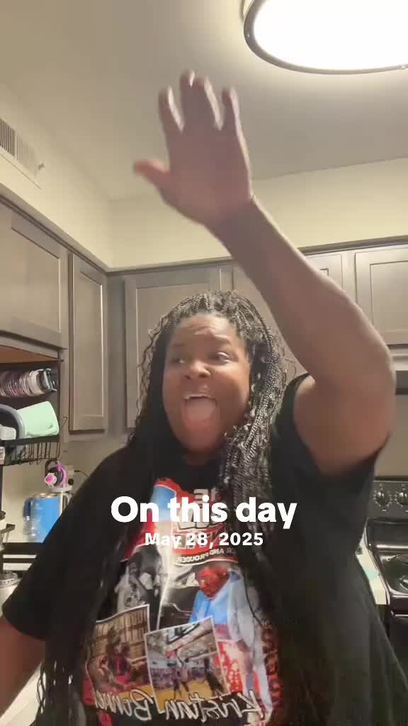@Nodee Boo Duh!