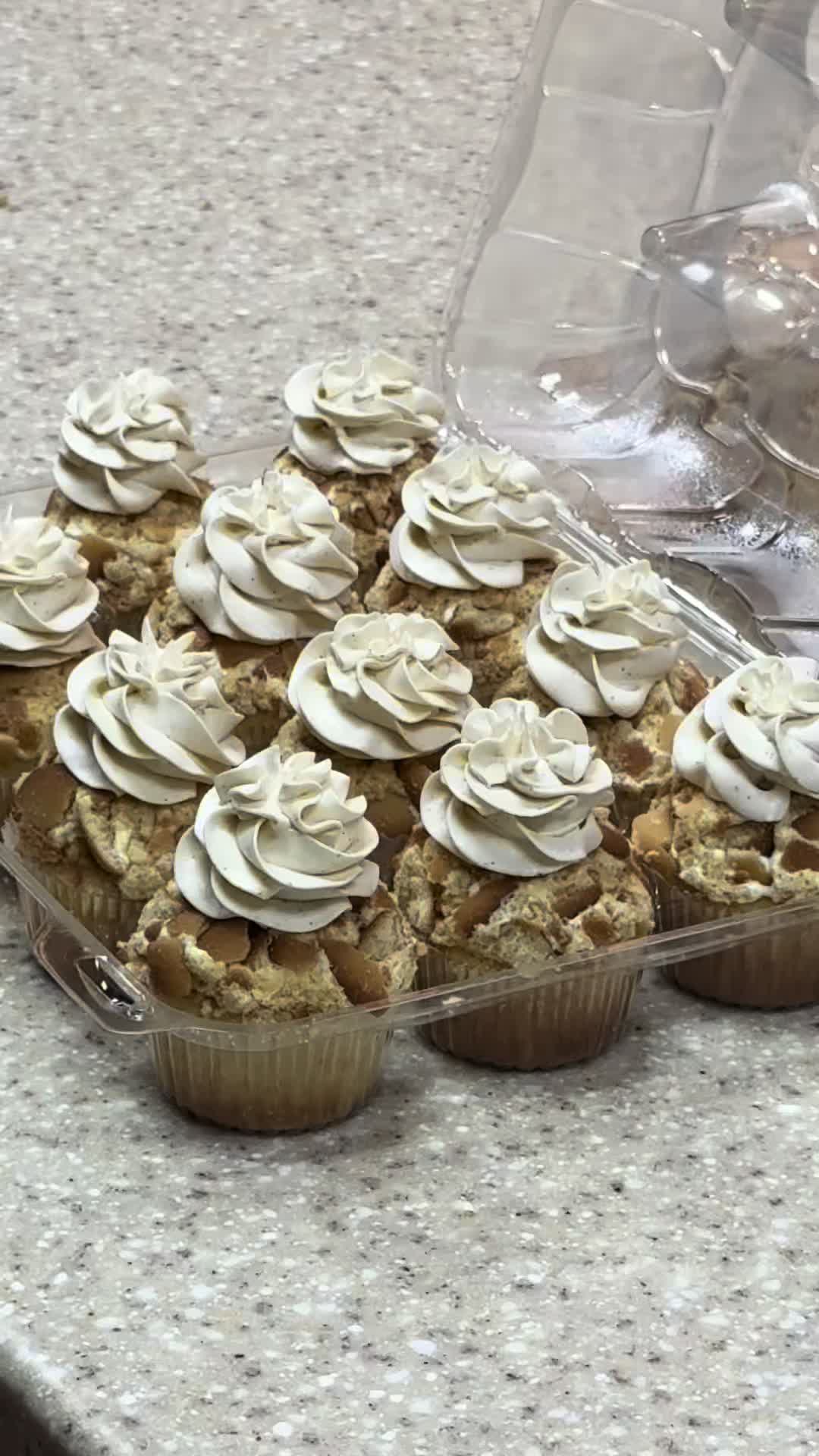 @mo.cupcakes