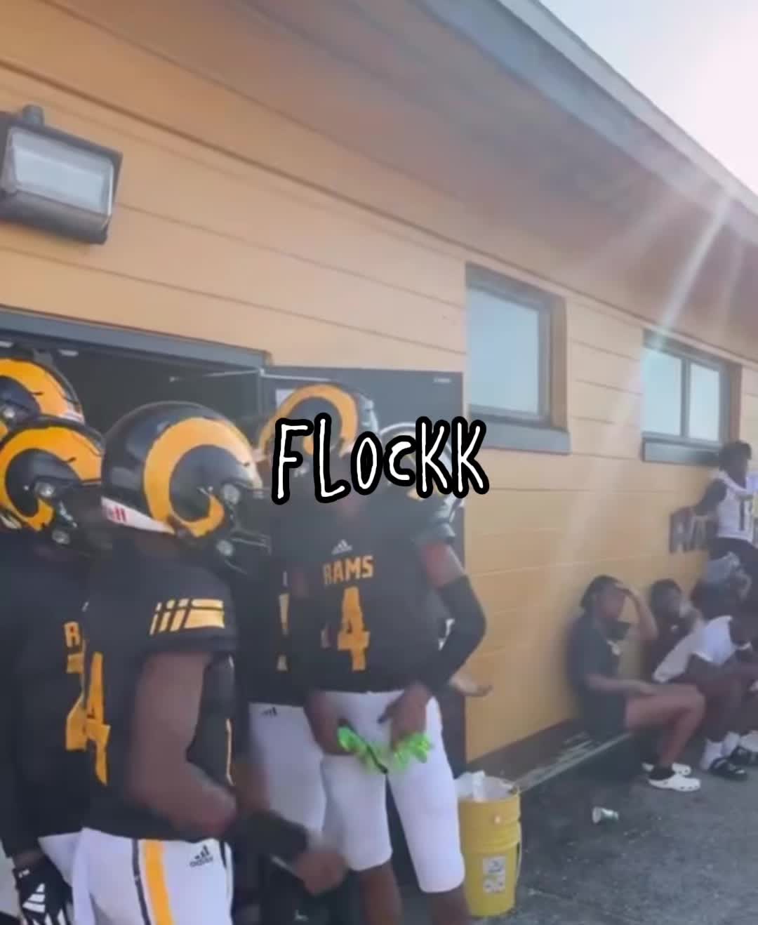 @904🐐