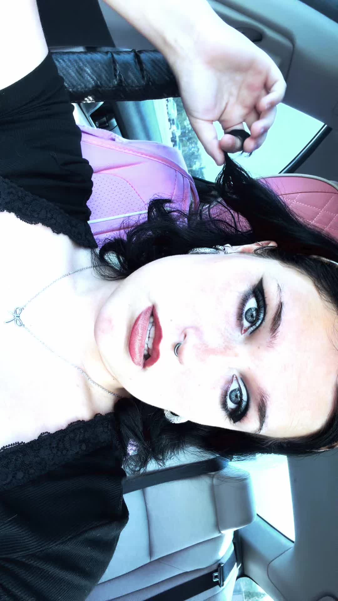 @G0TH.G1RL.007