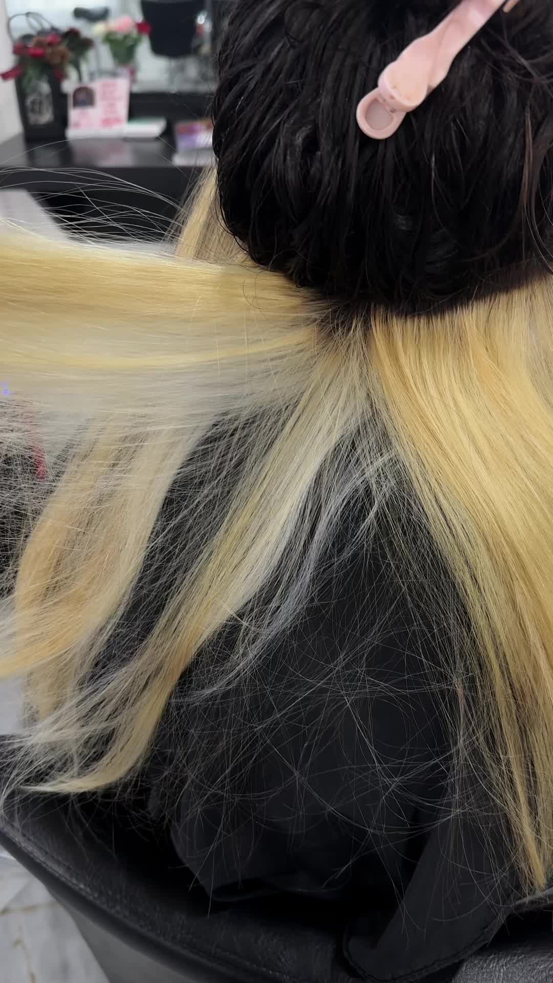 @Alondra | Ohio Hairstylist