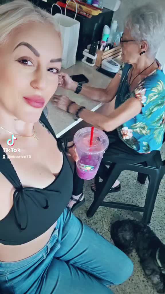 @Janet Collazo822🇵🇷 Boricua