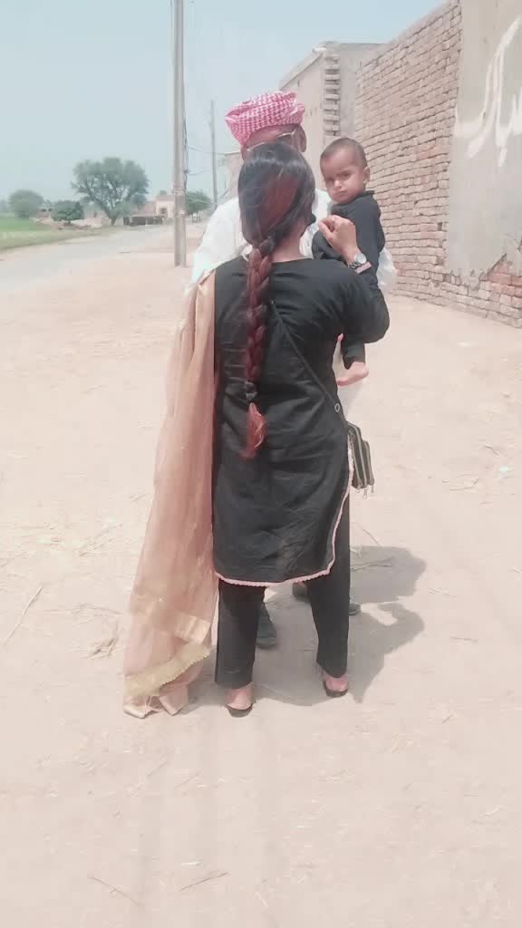 @Ayesha Khan