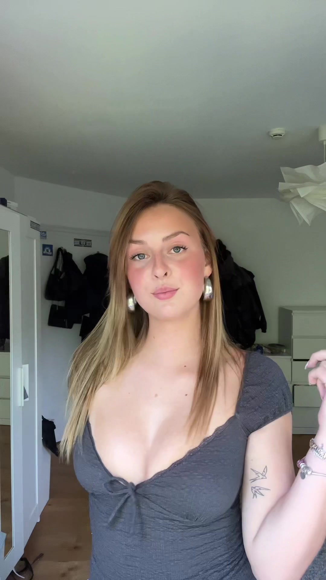 @anni.fcs04