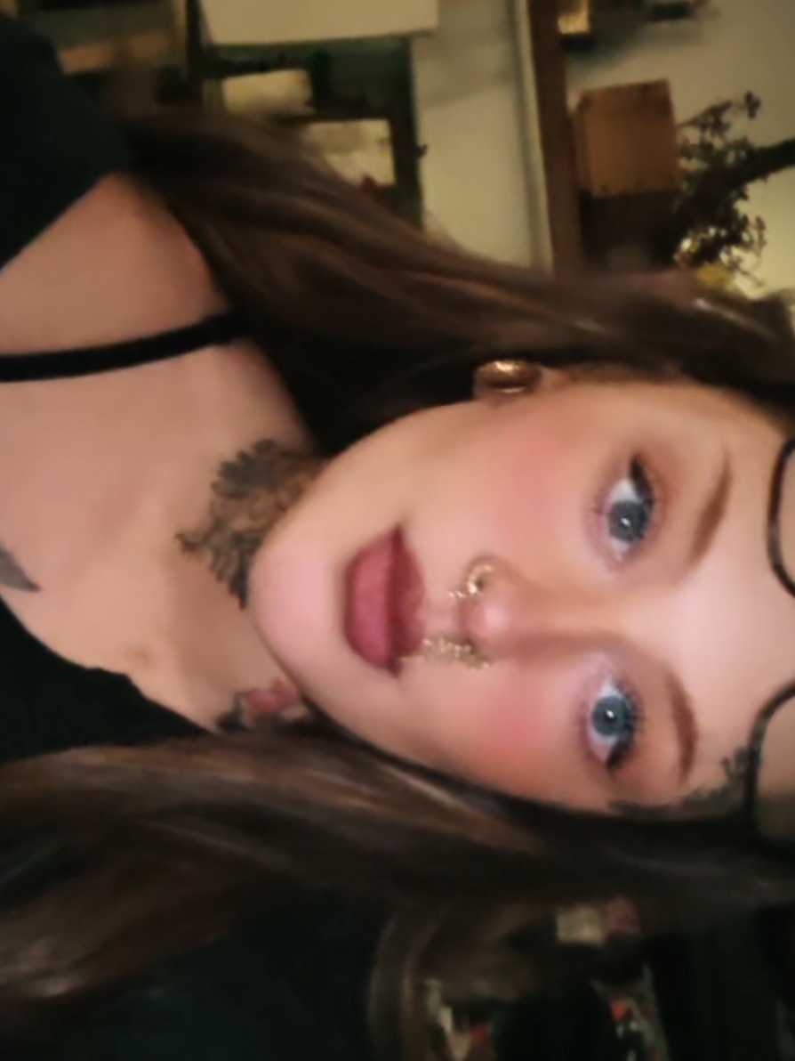 @𖤐🖤𝕶𝖆𝖙𝖎𝖊_𝖀𝖘𝖍𝖊𝖗🖤𖤐