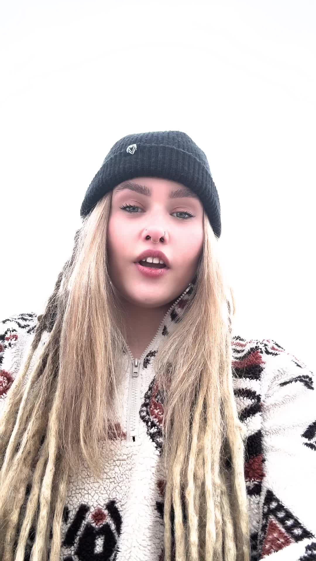 @Lara🖤
