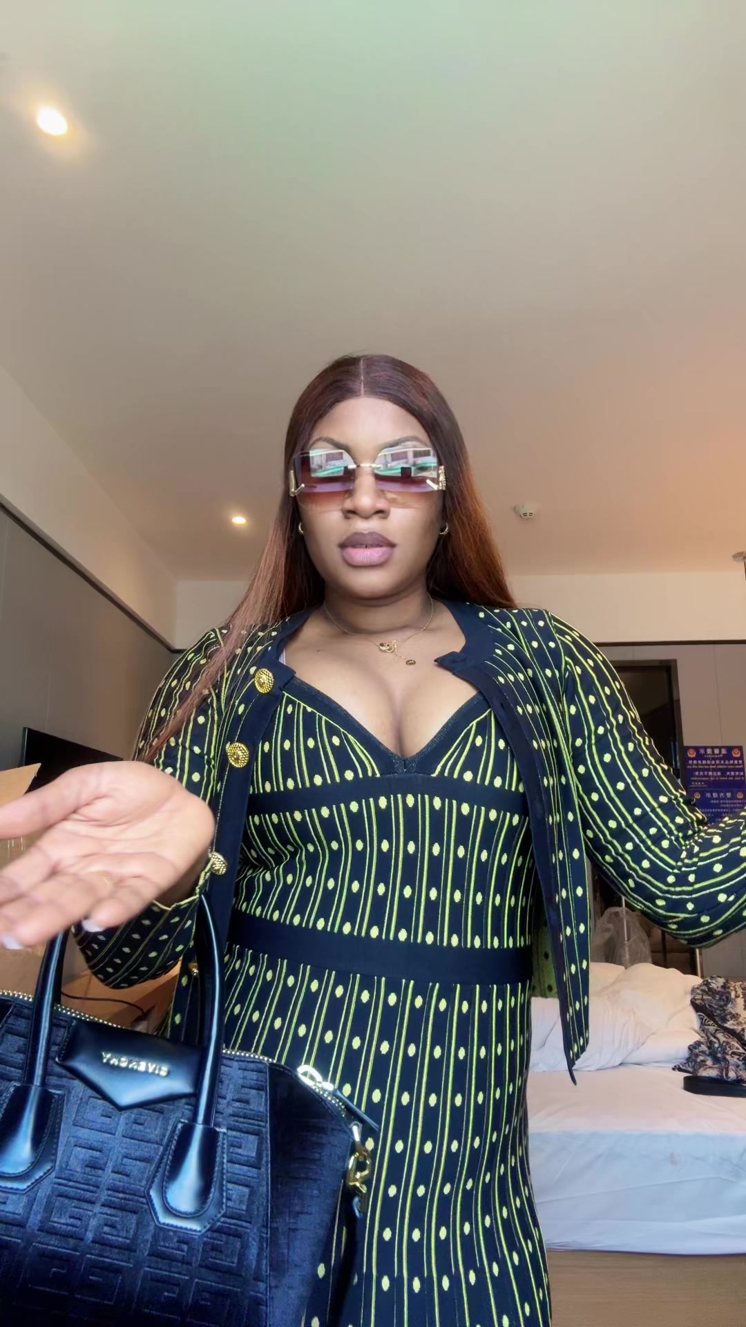 @Cátia mbuyi